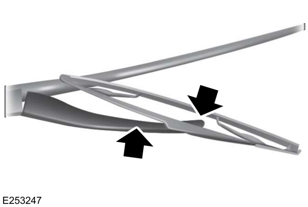 Changing the Wiper Blade