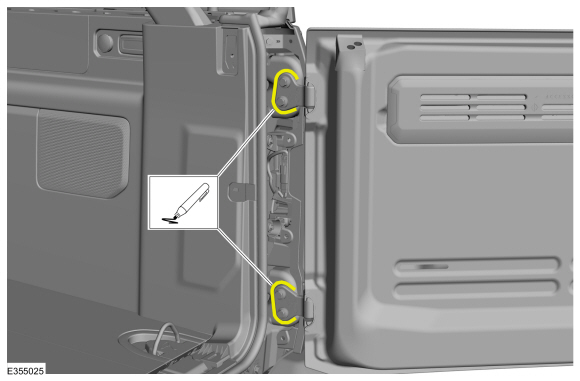 Ford Bronco Read this before installing a tailgate reinforcement Hel